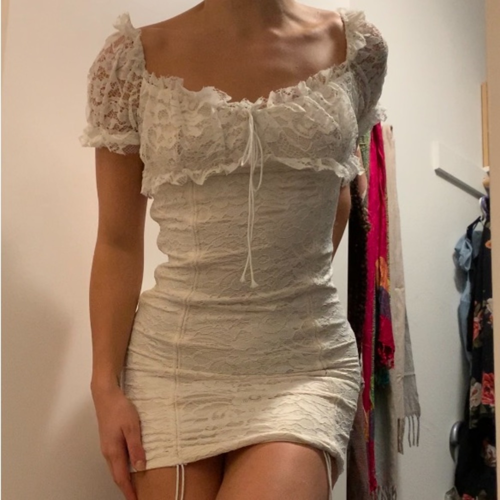 Look Sky White dress